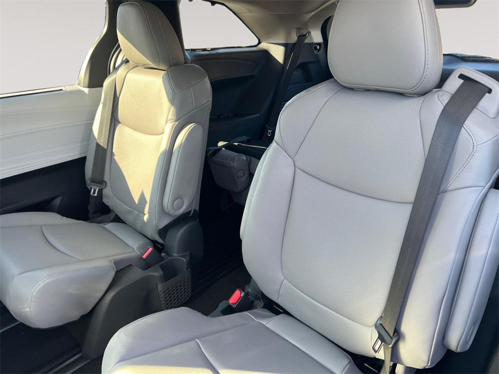 new 2026 Toyota Sienna car, priced at $49,739