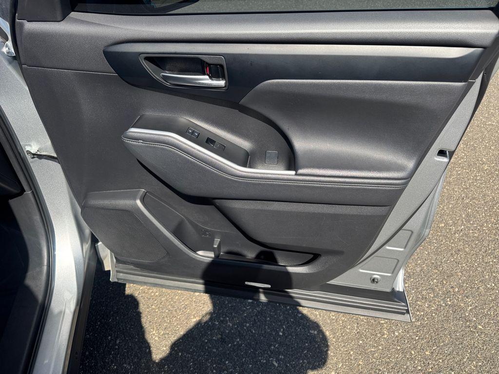 used 2023 Toyota Highlander car, priced at $40,374