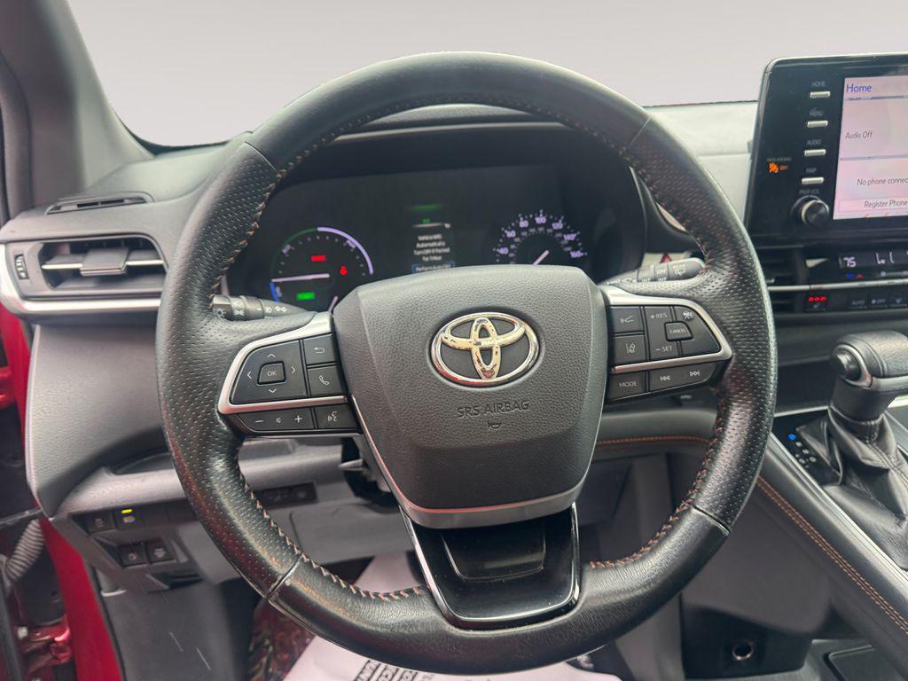 used 2021 Toyota Sienna car, priced at $33,302