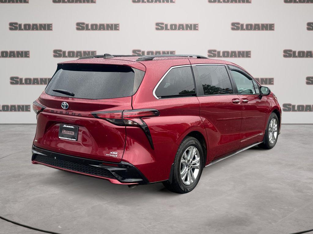 used 2021 Toyota Sienna car, priced at $33,302