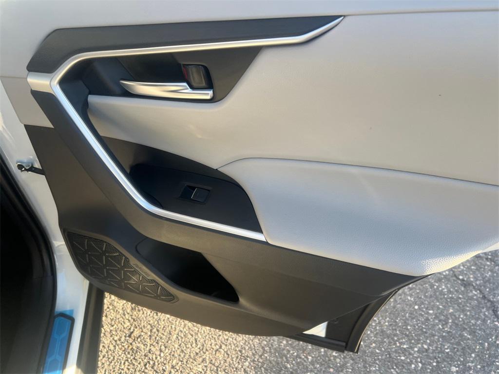 new 2025 Toyota RAV4 car, priced at $35,478