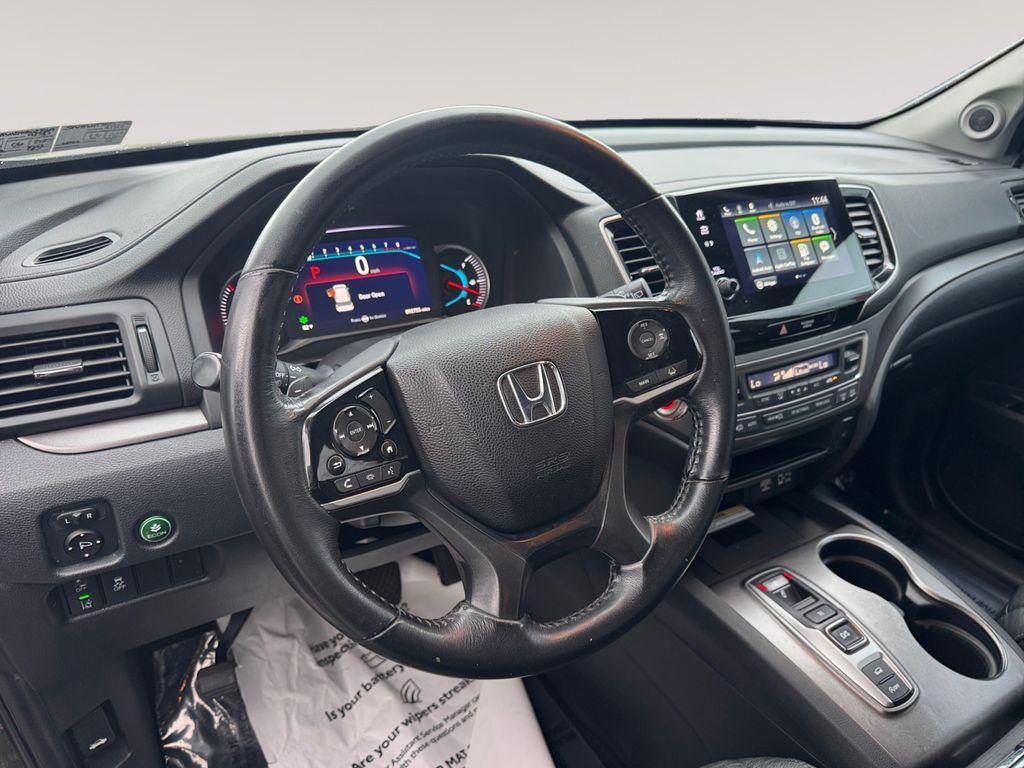 used 2021 Honda Pilot car, priced at $23,558