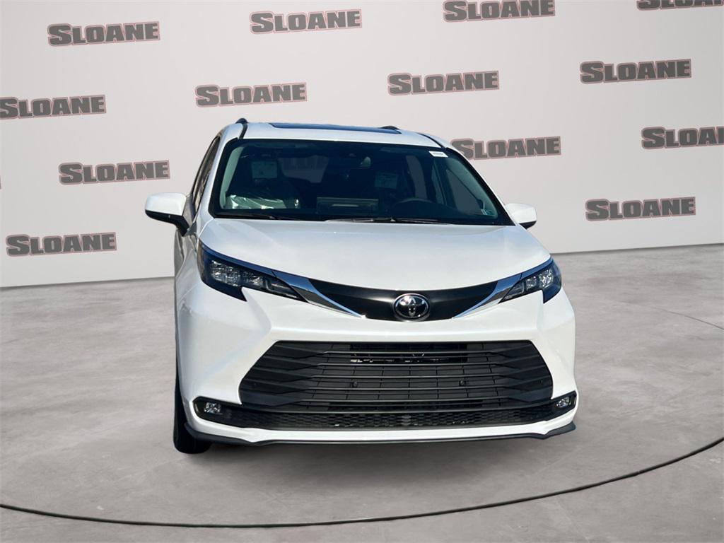 new 2026 Toyota Sienna car, priced at $51,895