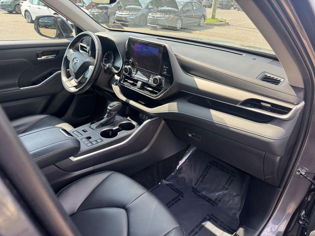 used 2024 Toyota Highlander car, priced at $38,341