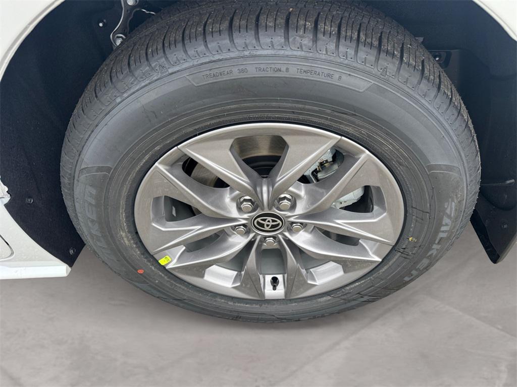 new 2026 Toyota Sienna car, priced at $48,160