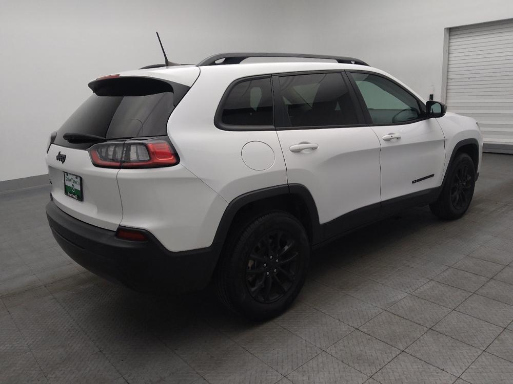 used 2023 Jeep Cherokee car, priced at $23,195
