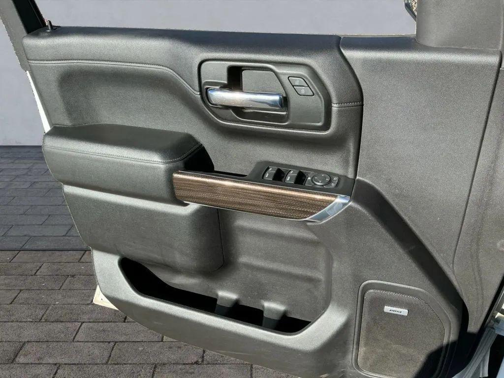 used 2020 Chevrolet Silverado 1500 car, priced at $30,971