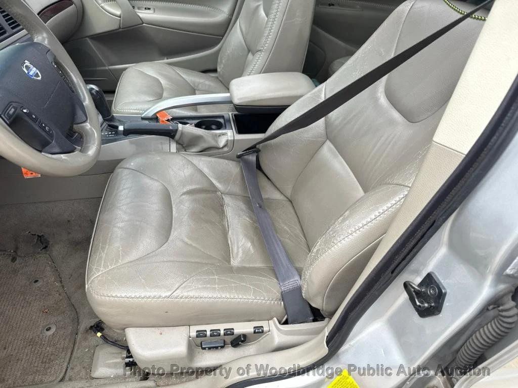 used 2004 Volvo XC70 car, priced at $2,950