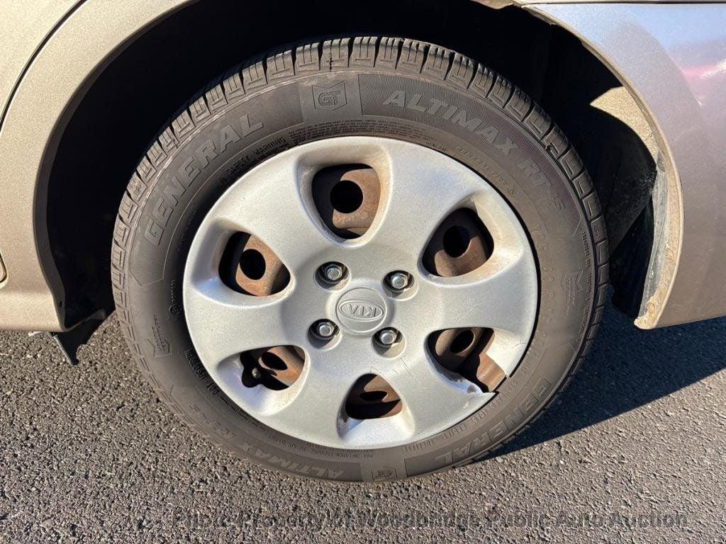 used 2006 Kia Spectra car, priced at $2,950