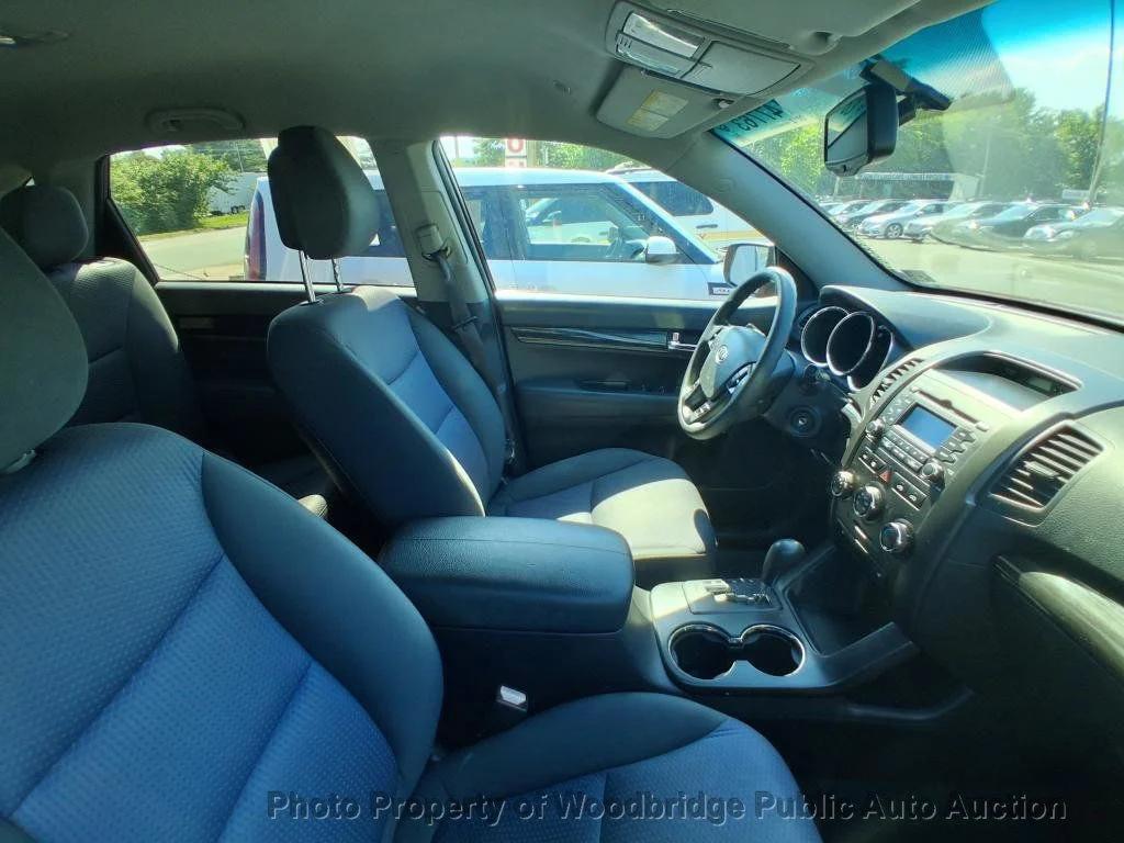 used 2012 Kia Sorento car, priced at $3,950
