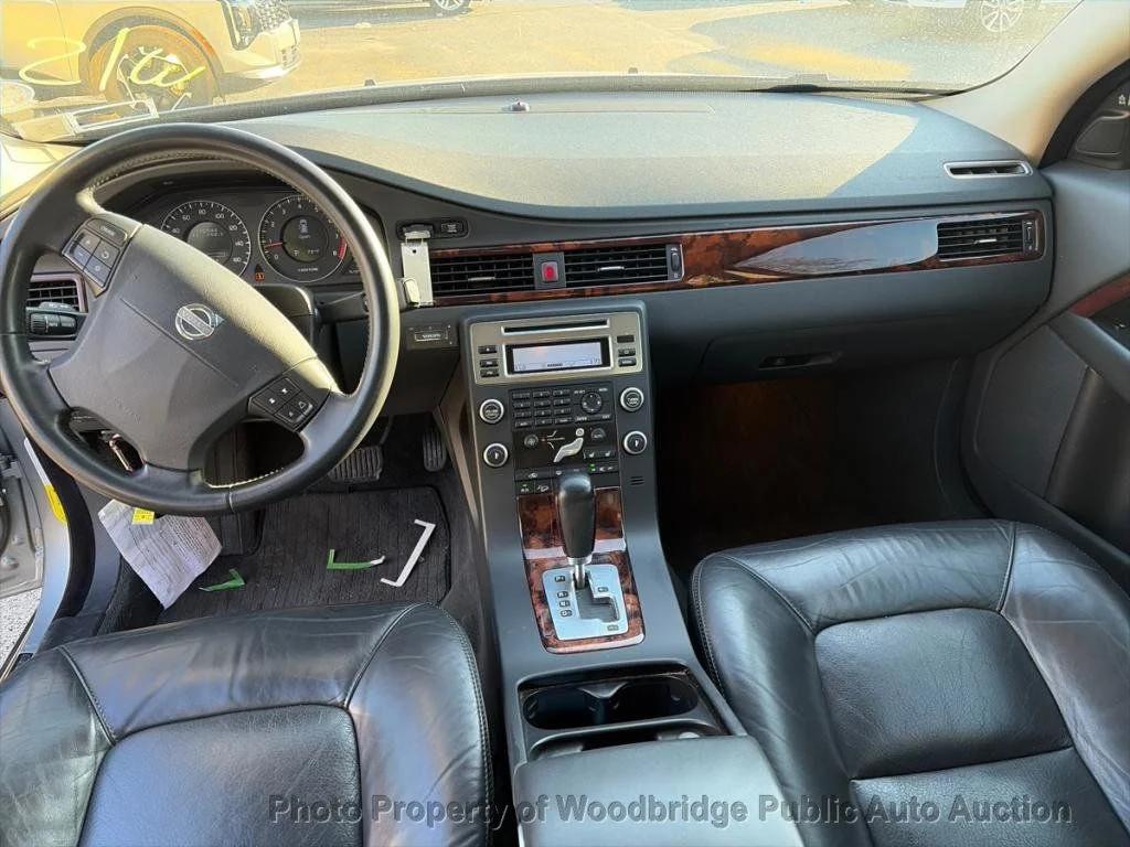 used 2008 Volvo XC70 car, priced at $5,950