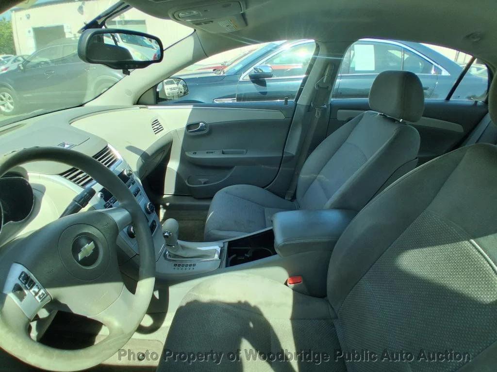 used 2009 Chevrolet Malibu car, priced at $2,950