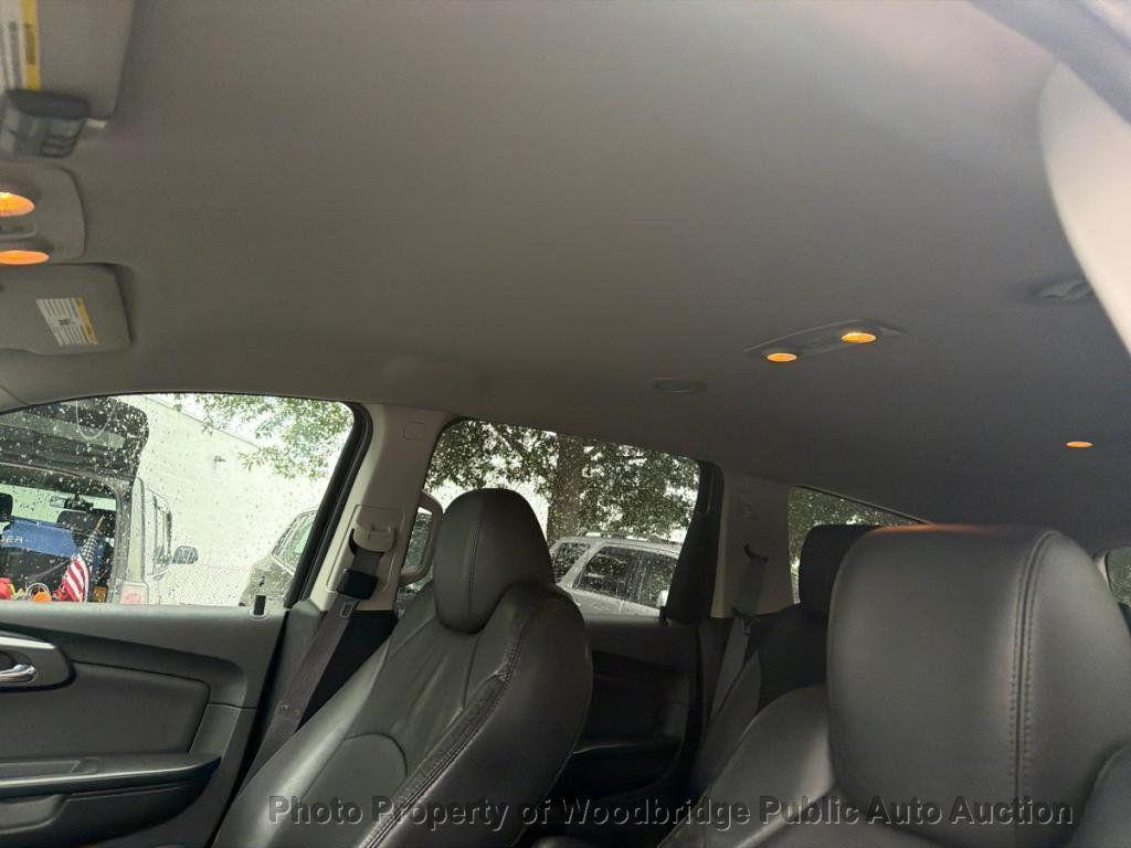used 2011 Chevrolet Traverse car, priced at $3,450