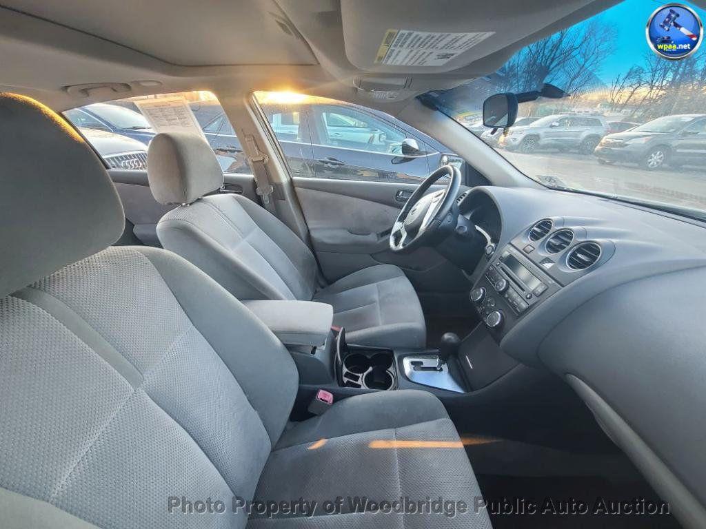 used 2007 Nissan Altima car, priced at $3,900