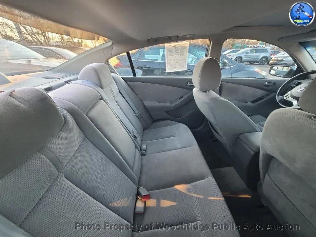 used 2007 Nissan Altima car, priced at $3,900