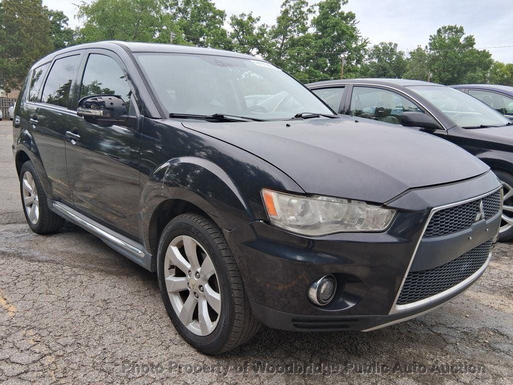 used 2010 Mitsubishi Outlander car, priced at $4,450
