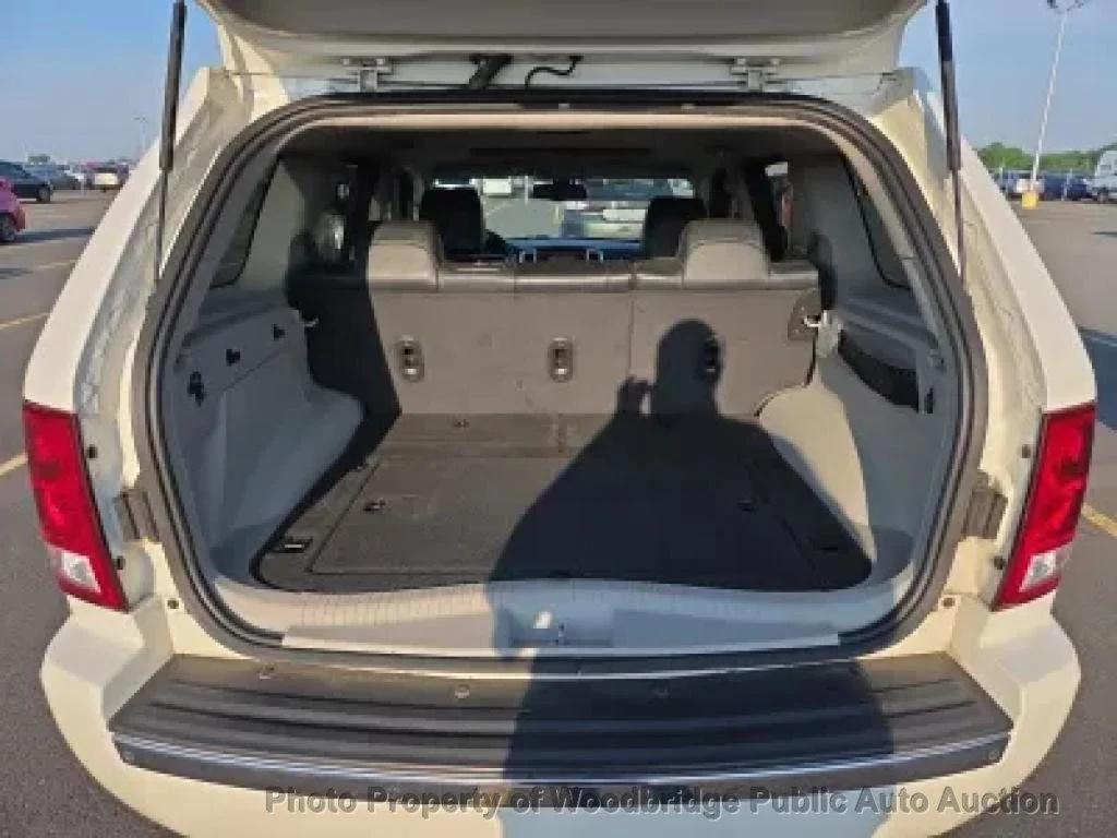 used 2009 Jeep Grand Cherokee car, priced at $3,950