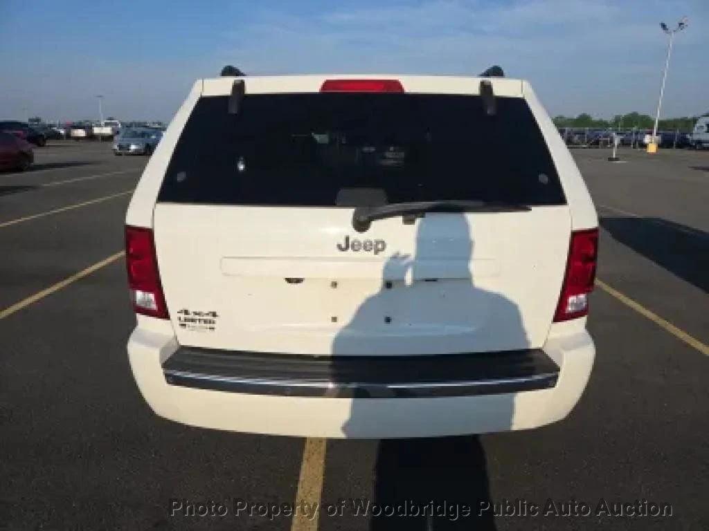 used 2009 Jeep Grand Cherokee car, priced at $3,950