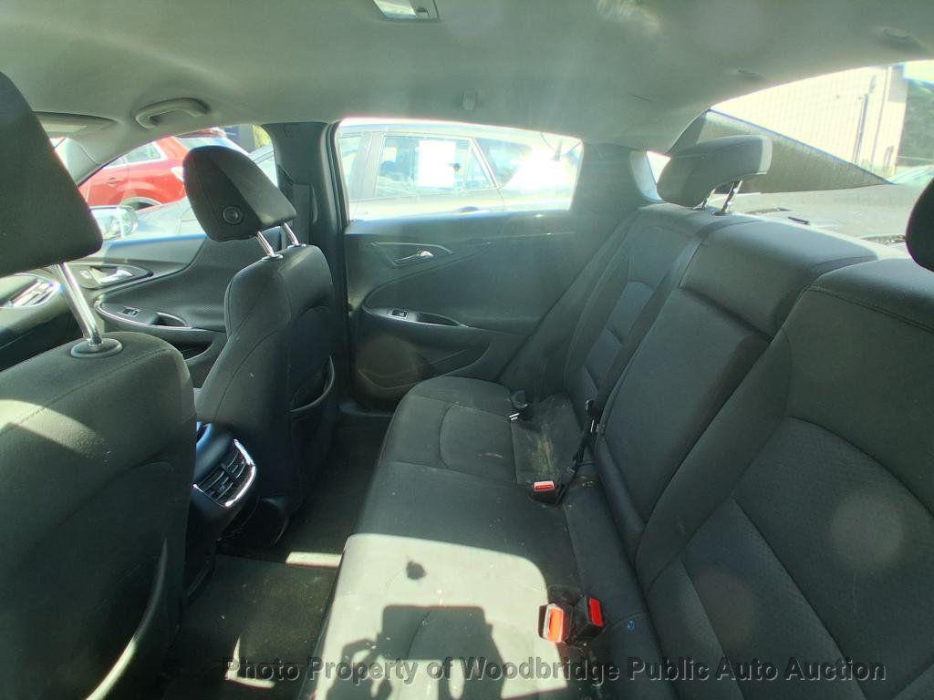 used 2018 Chevrolet Malibu car, priced at $4,250