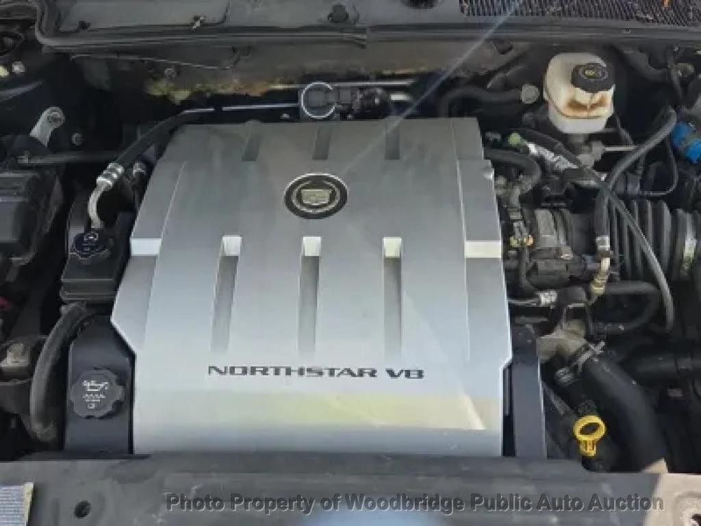 used 2006 Cadillac DTS car, priced at $2,950