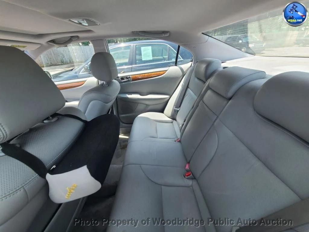 used 2005 Lexus ES 330 car, priced at $4,950