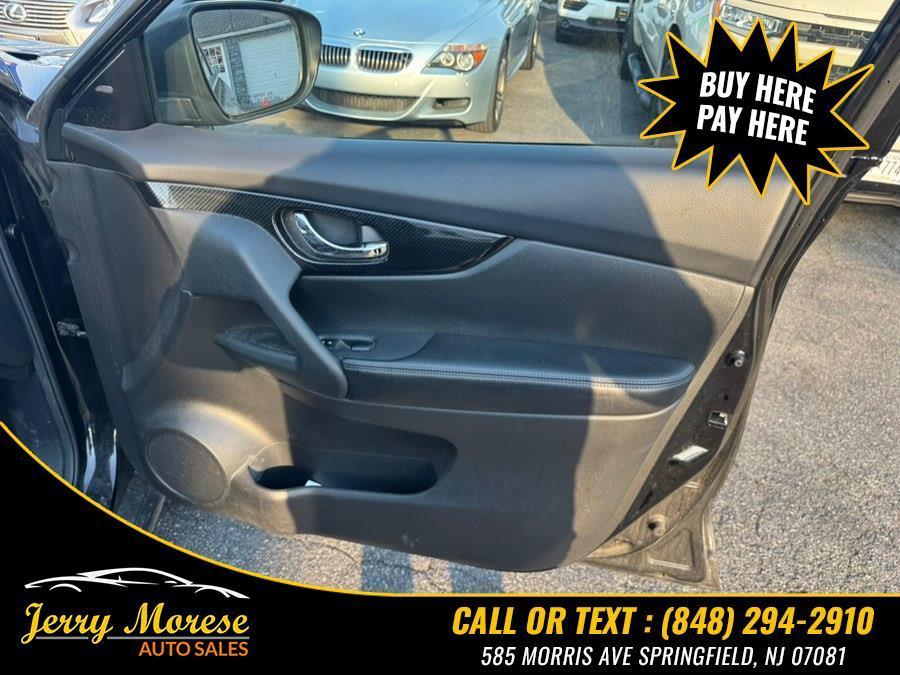 used 2020 Nissan Rogue car, priced at $8,999