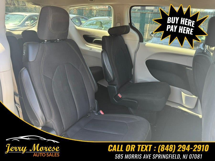 used 2017 Chrysler Pacifica car, priced at $8,499