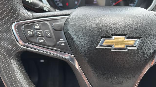 used 2023 Chevrolet Malibu car, priced at $18,998