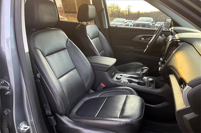 used 2021 Chevrolet Traverse car, priced at $30,988