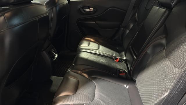 used 2020 Jeep Cherokee car, priced at $18,997