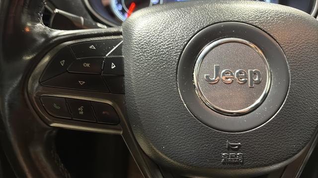 used 2020 Jeep Cherokee car, priced at $18,997