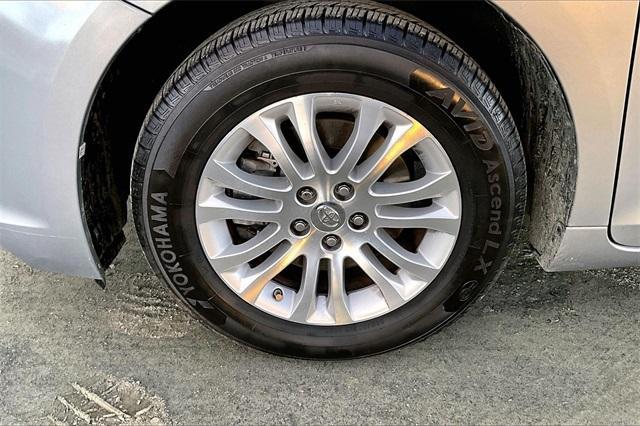 used 2017 Toyota Sienna car, priced at $21,481