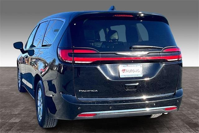 used 2024 Chrysler Pacifica car, priced at $30,688