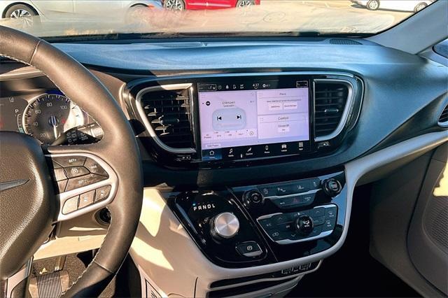 used 2024 Chrysler Pacifica car, priced at $30,688
