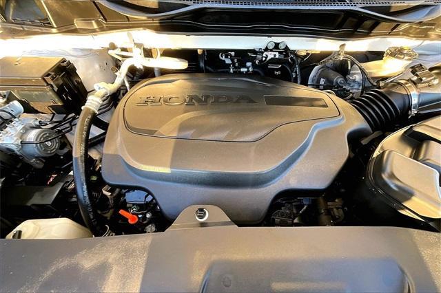 used 2023 Honda Odyssey car, priced at $35,721