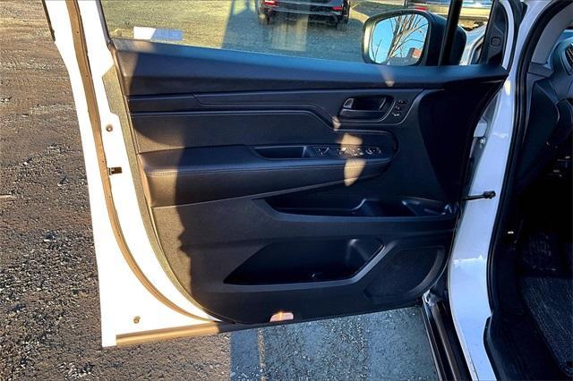 used 2023 Honda Odyssey car, priced at $35,721