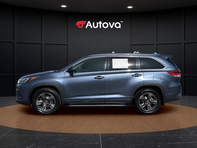 used 2018 Toyota Highlander car, priced at $25,579