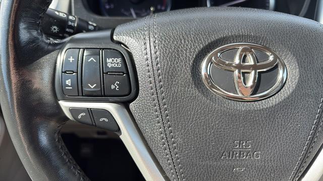 used 2018 Toyota Highlander car, priced at $25,579