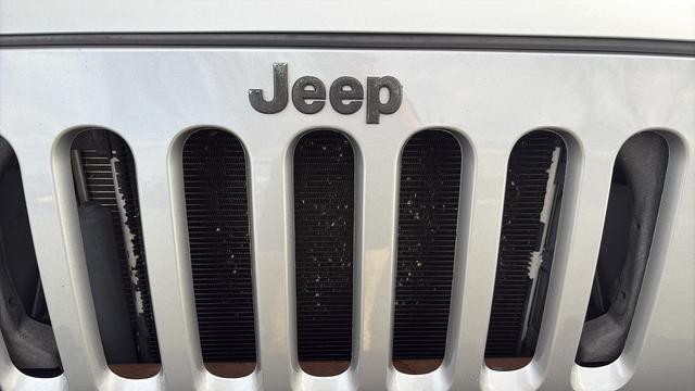 used 2013 Jeep Wrangler Unlimited car, priced at $16,798