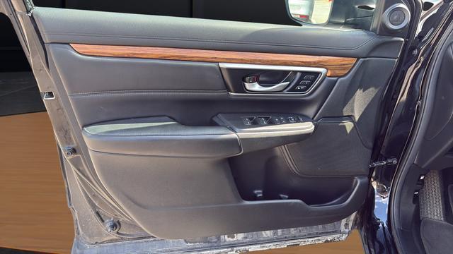 used 2021 Honda CR-V car, priced at $21,885