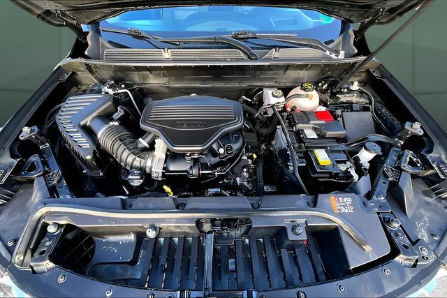 used 2023 GMC Acadia car, priced at $33,989
