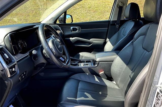 used 2022 Kia Sorento car, priced at $20,091
