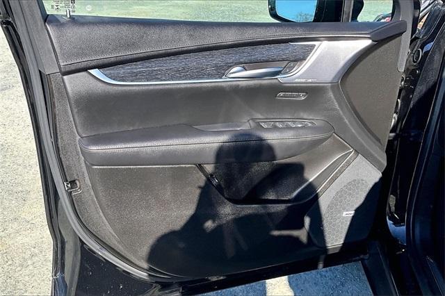 used 2022 Cadillac XT5 car, priced at $32,836