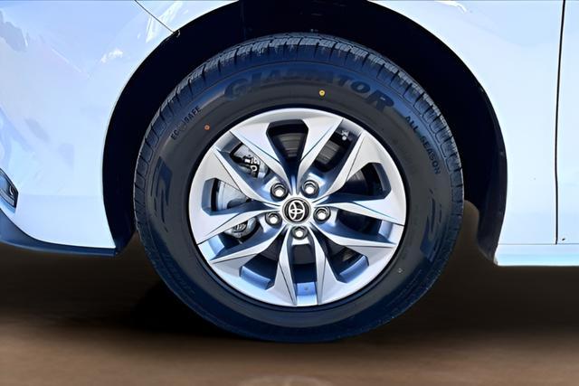 used 2024 Toyota Sienna car, priced at $34,887