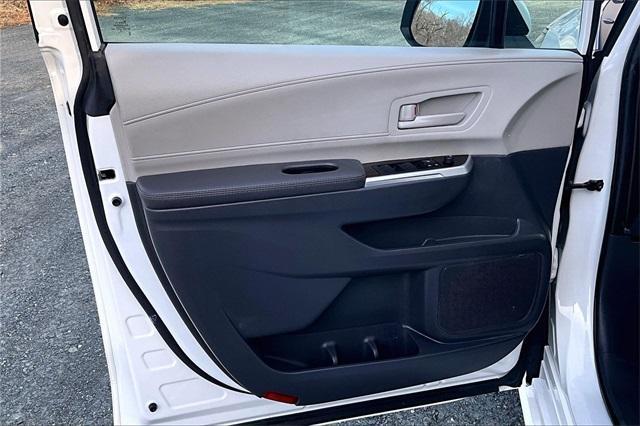 used 2024 Toyota Sienna car, priced at $37,356