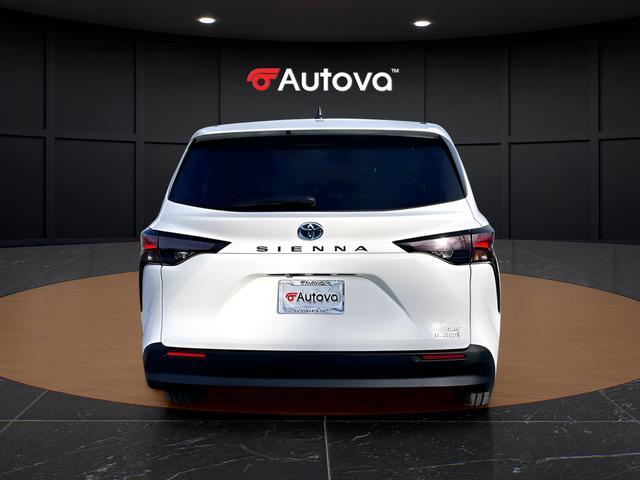 used 2024 Toyota Sienna car, priced at $34,887