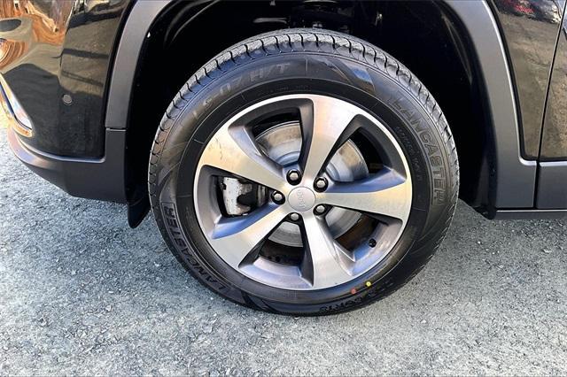 used 2021 Jeep Cherokee car, priced at $20,522