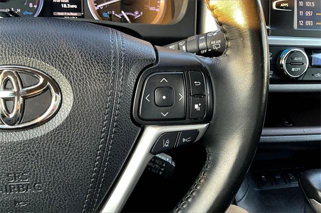 used 2019 Toyota Highlander car, priced at $26,631