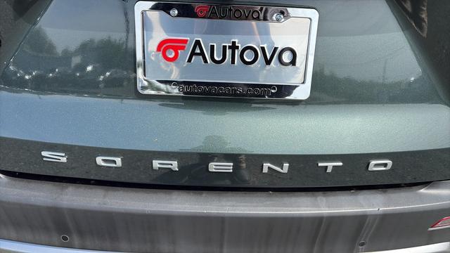 used 2022 Kia Sorento car, priced at $25,598