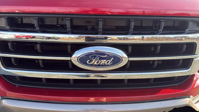 used 2022 Ford F-150 car, priced at $41,894